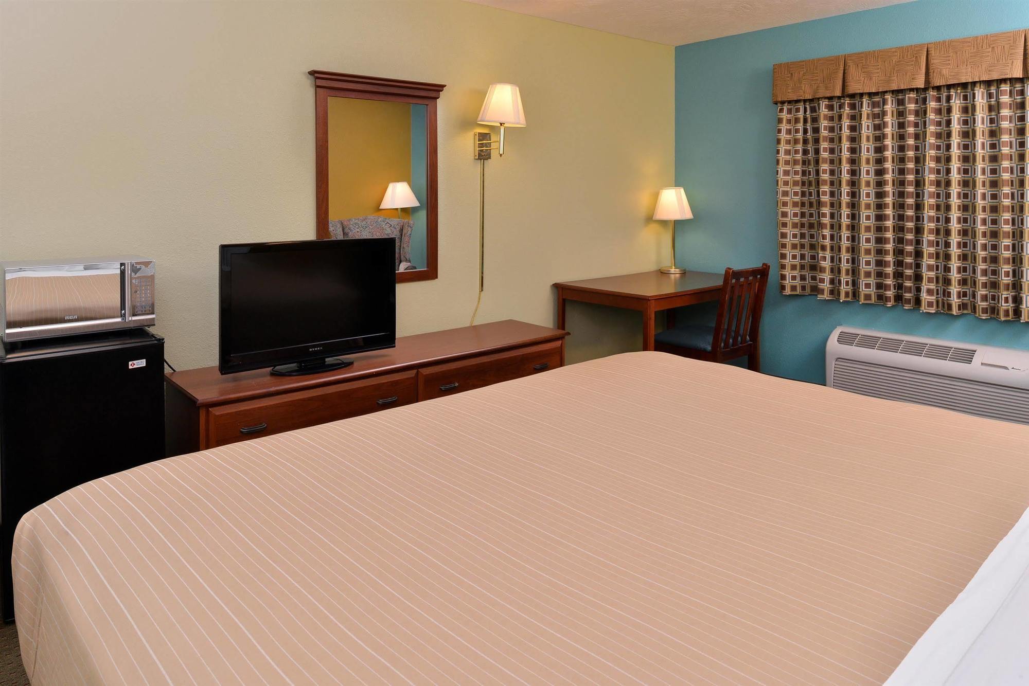Americas Best Value Inn - Seymour Bagian luar foto