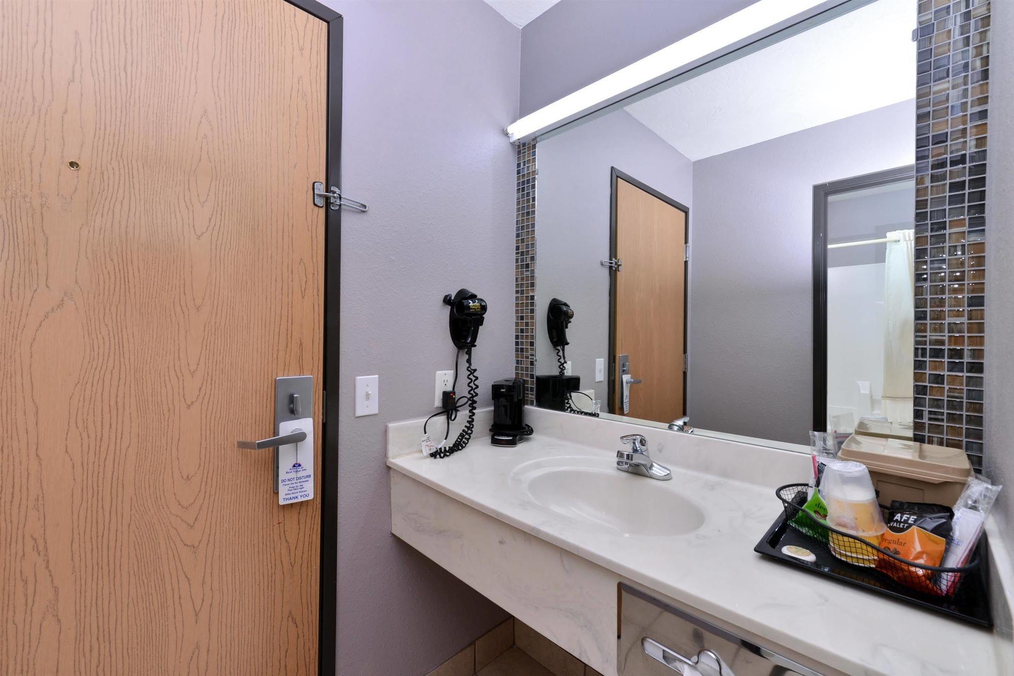 Americas Best Value Inn - Seymour Bagian luar foto