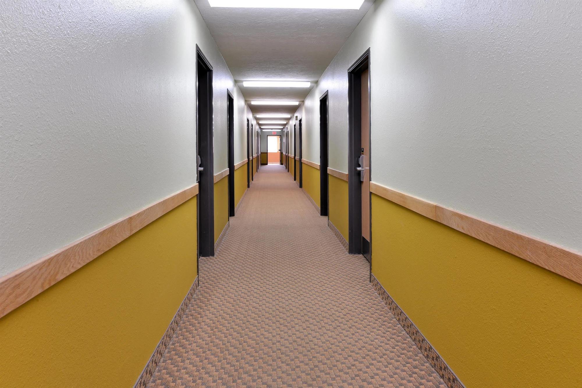 Americas Best Value Inn - Seymour Bagian luar foto