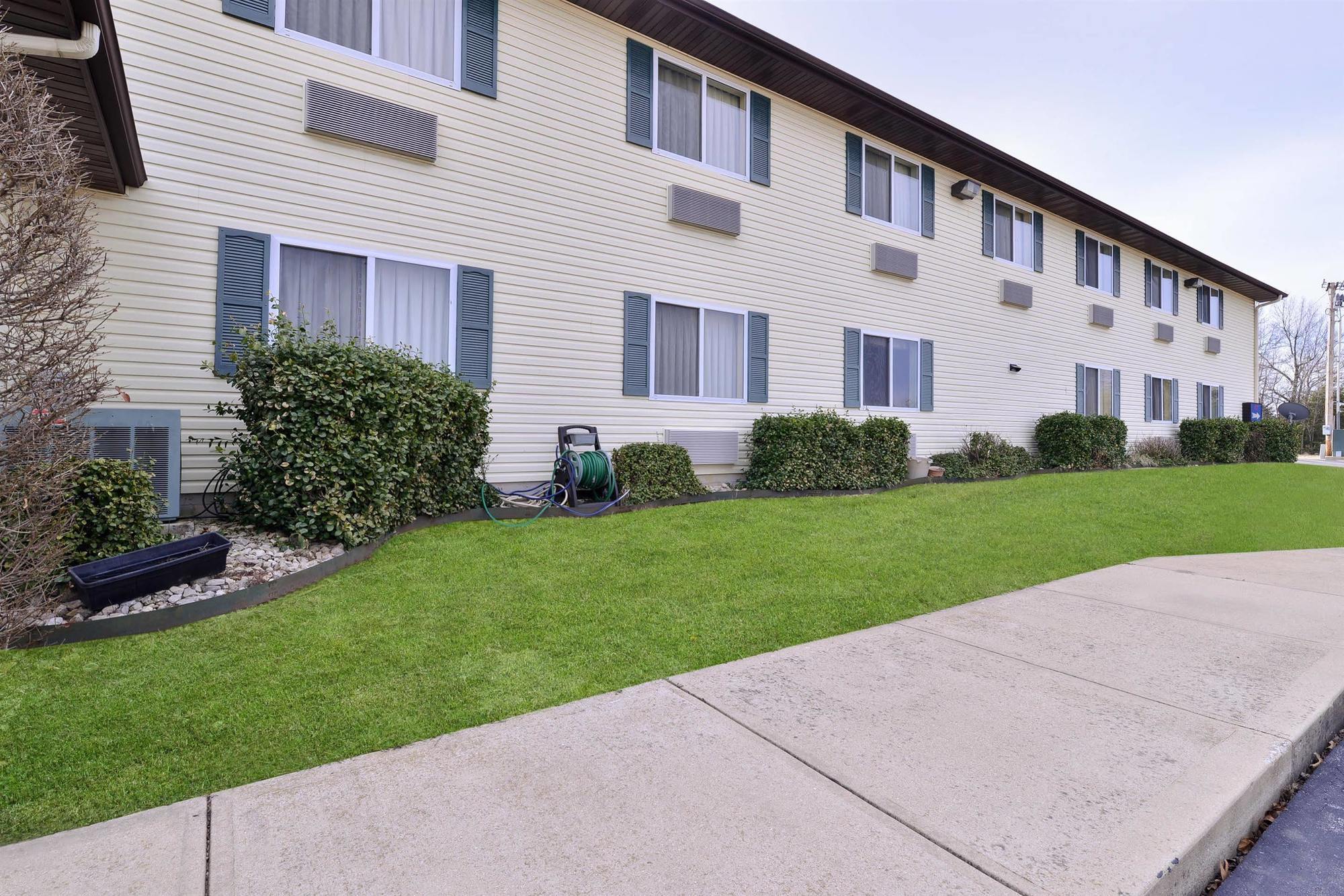 Americas Best Value Inn - Seymour Bagian luar foto